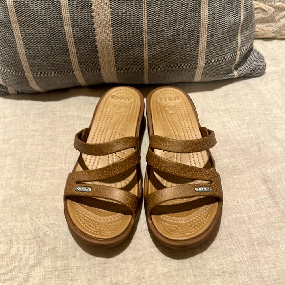 Crocs Disney Sandal Size 7